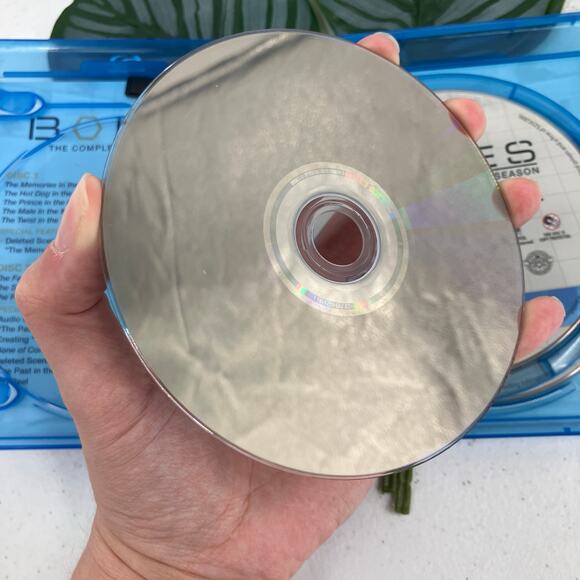 20th Century Fox Blu-Ray Bones TV Show Complete Seventh 7th Season 3 Disc Set - Picture 6 of 8